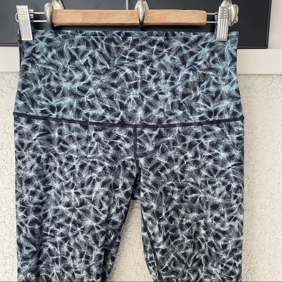 Lululemon Wunder Under High Rise Pant - Picture 4 of 8